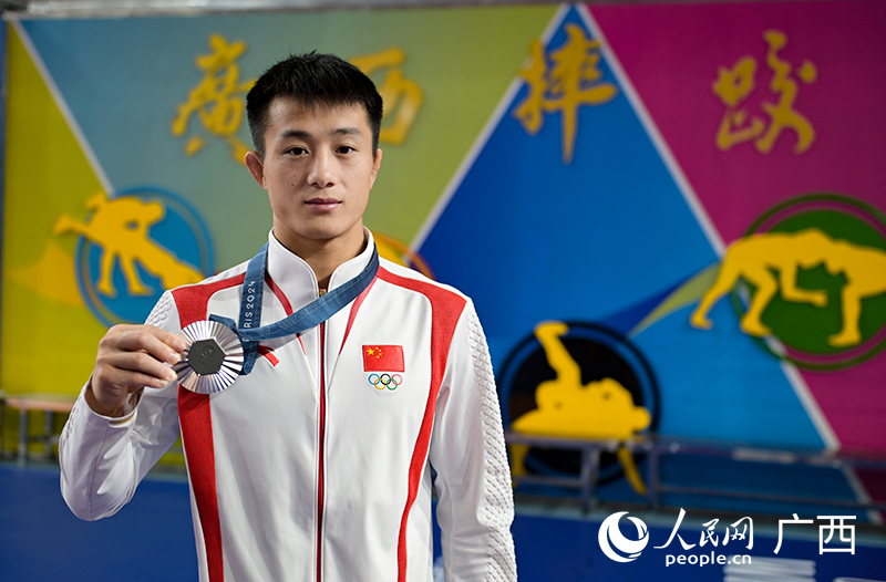 廣西摔跤運動員曹利國。人民網(wǎng) 雷琦竣攝