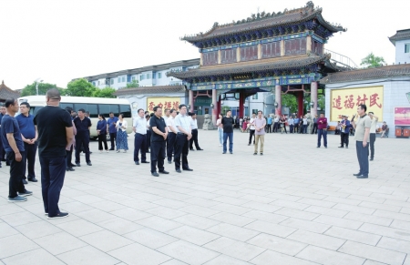 點(diǎn)擊放大