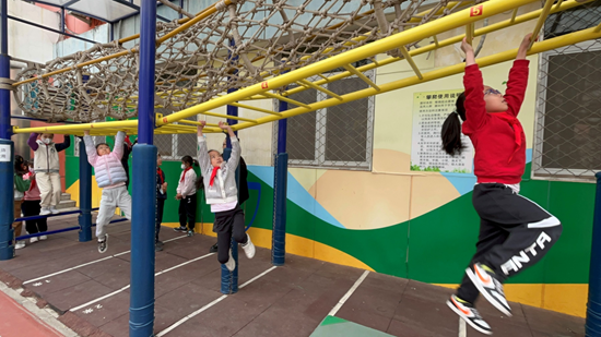 孩子從。校方供圖