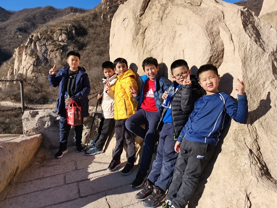 登山隊(duì)員供圖。